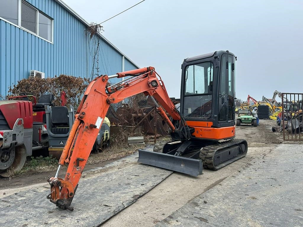 Hitachi ZX 27 U-2 - Μίνι εκσκαφέας: φωτογραφία 1 Hitachi ZX 27 U-2 - Μίνι εκσκαφέας: φωτογραφία 1