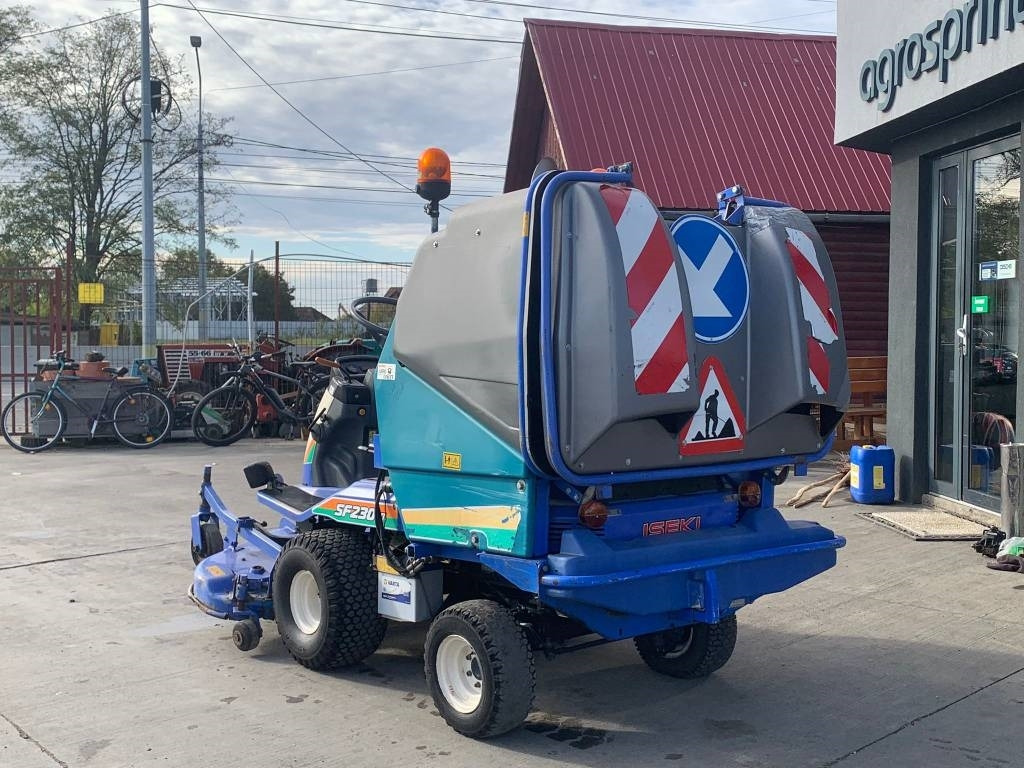 Iseki SF 230 FH - Χλοοκοπτικό: φωτογραφία 3 Iseki SF 230 FH - Χλοοκοπτικό: φωτογραφία 3