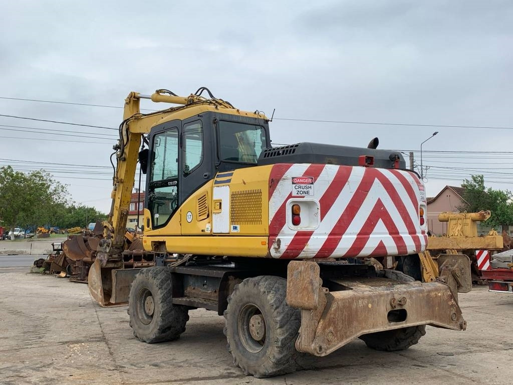 Komatsu PW 140-7 - Τροχοφόρος εκσκαφέας: φωτογραφία 3 Komatsu PW 140-7 - Τροχοφόρος εκσκαφέας: φωτογραφία 3