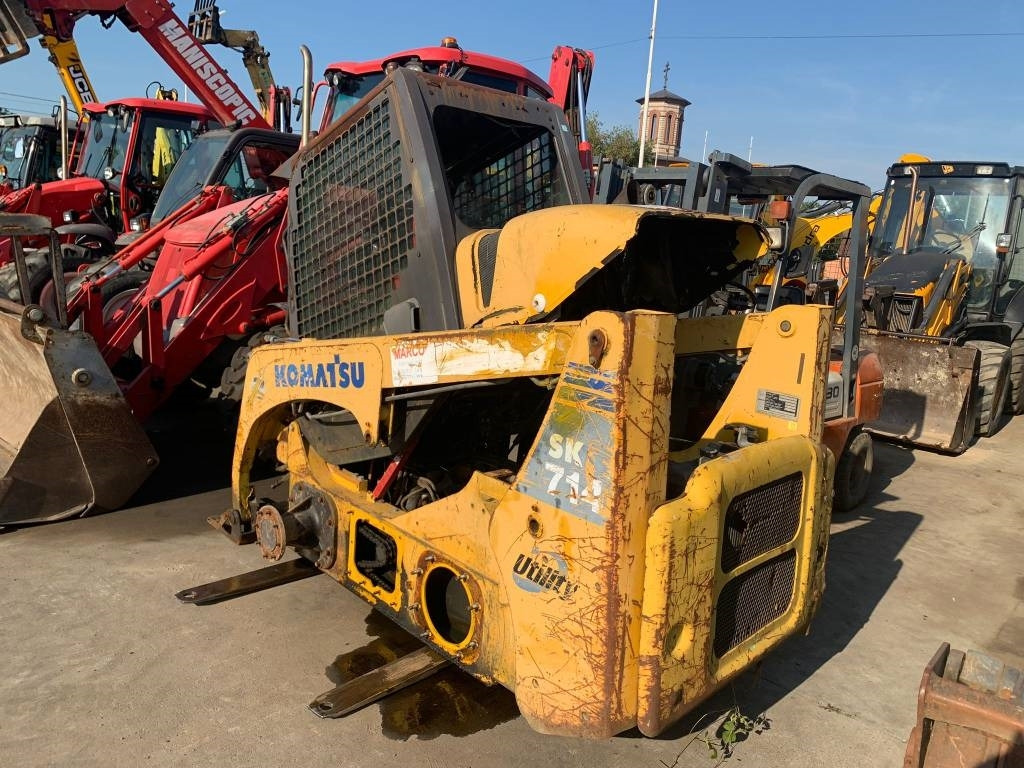 Komatsu SK 714 FOR PARTS - Φορτωτής πλάγιας ολίσθησης: φωτογραφία 3 Komatsu SK 714 FOR PARTS - Φορτωτής πλάγιας ολίσθησης: φωτογραφία 3