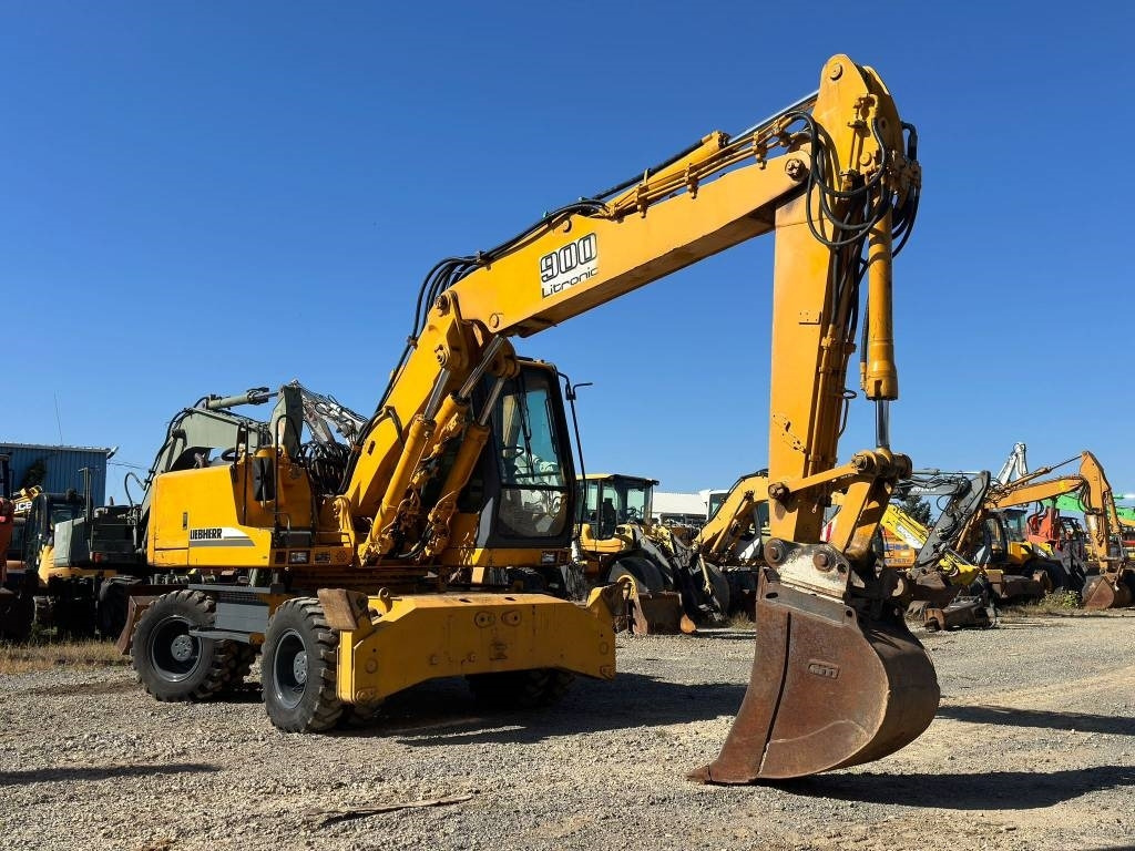 Liebherr A 900 B - Τροχοφόρος εκσκαφέας: φωτογραφία 2 Liebherr A 900 B - Τροχοφόρος εκσκαφέας: φωτογραφία 2