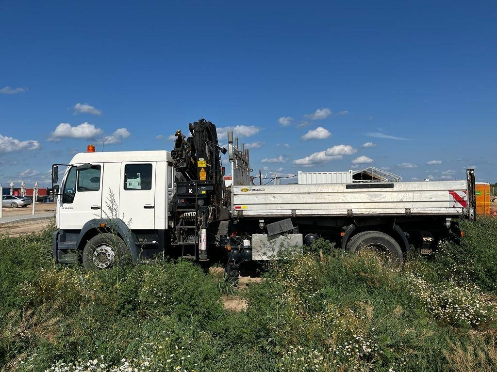 MAN LE 18.280 - Φορτηγό με γερανό: φωτογραφία 2 MAN LE 18.280 - Φορτηγό με γερανό: φωτογραφία 2
