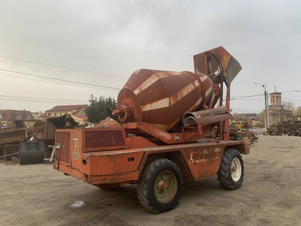 Messersi P2-R4 - Μπετονιέρα φορτηγό: φωτογραφία 3 Messersi P2-R4 - Μπετονιέρα φορτηγό: φωτογραφία 3