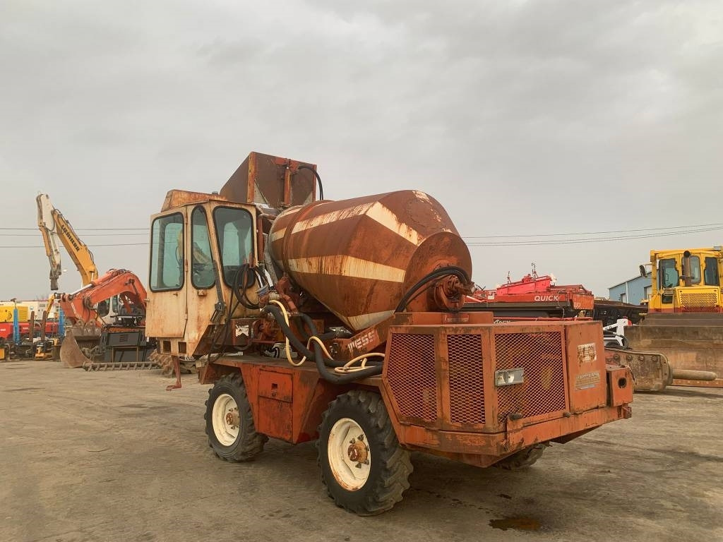 Messersi P2-R4 - Μπετονιέρα φορτηγό: φωτογραφία 4 Messersi P2-R4 - Μπετονιέρα φορτηγό: φωτογραφία 4