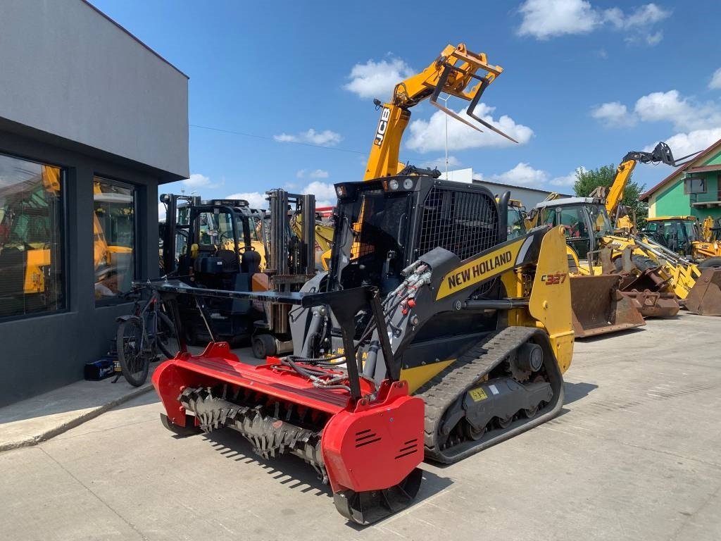 New Holland C327 - Φορτωτής πλάγιας ολίσθησης: φωτογραφία 1 New Holland C327 - Φορτωτής πλάγιας ολίσθησης: φωτογραφία 1