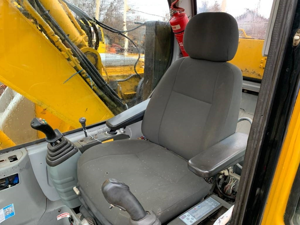 Ερπυστριοφόρος εκσκαφέας New Holland E 135 SR-1ES RAILWAY: φωτογραφία 12