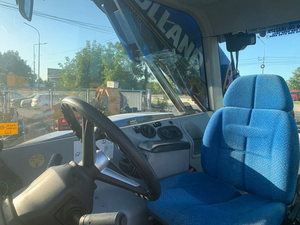 Τηλεσκοπικός φορτωτής New Holland LM 5040: φωτογραφία 9 Τηλεσκοπικός φορτωτής New Holland LM 5040: φωτογραφία 9