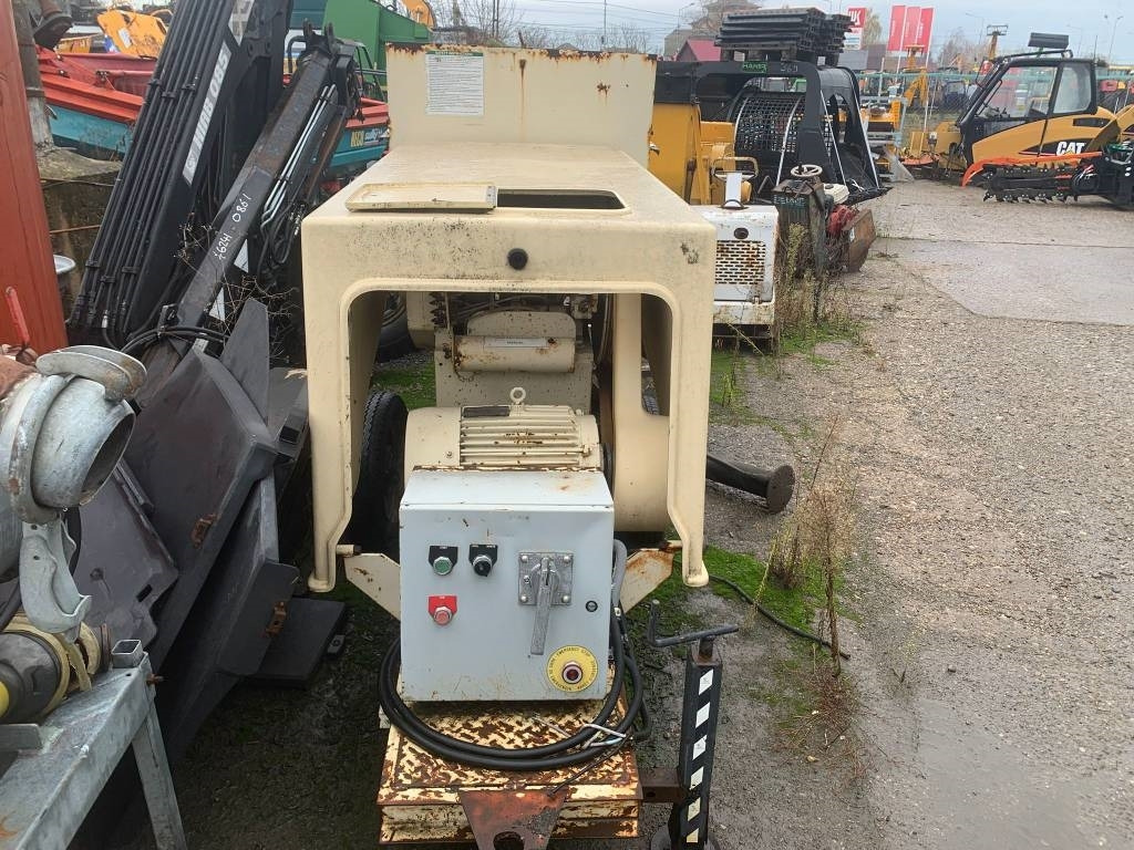 Schwing P88E - Σταθερή αντλία σκυροδέματος: φωτογραφία 4 Schwing P88E - Σταθερή αντλία σκυροδέματος: φωτογραφία 4