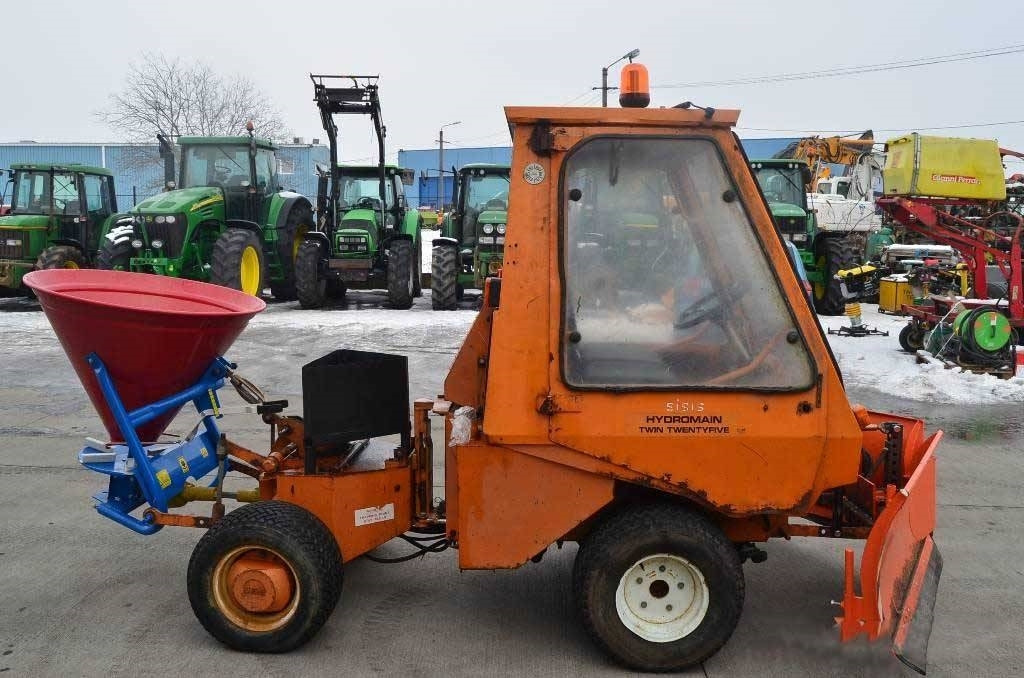 Sisis Sisis - Εκχιονιστικό μηχάνημα: φωτογραφία 3 Sisis Sisis - Εκχιονιστικό μηχάνημα: φωτογραφία 3