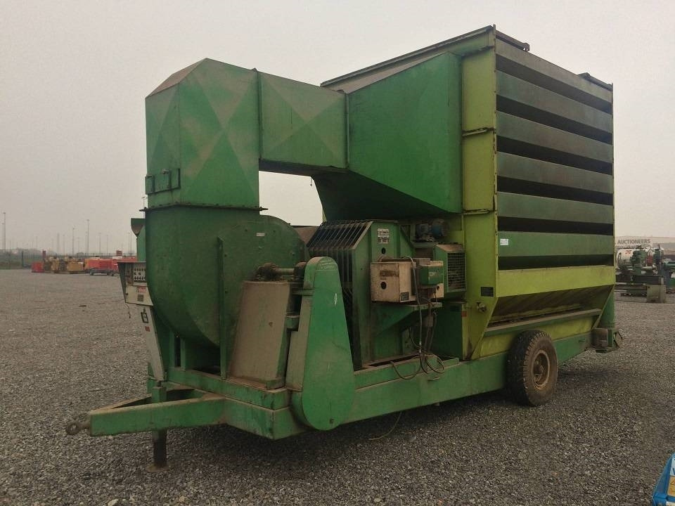 Strahl 700 - Εξοπλισμός μετά τη συγκομιδή: φωτογραφία 1 Strahl 700 - Εξοπλισμός μετά τη συγκομιδή: φωτογραφία 1