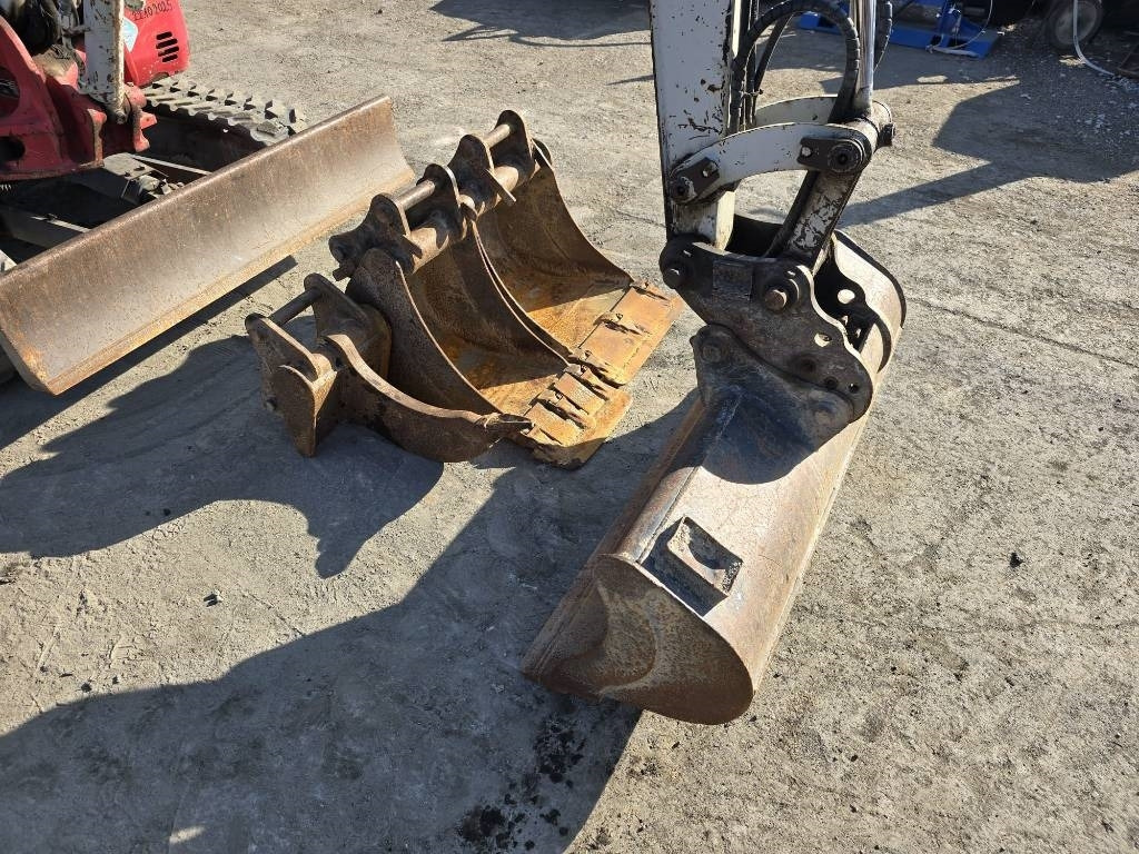 Takeuchi TB 23 R - Μίνι εκσκαφέας: φωτογραφία 5 Takeuchi TB 23 R - Μίνι εκσκαφέας: φωτογραφία 5