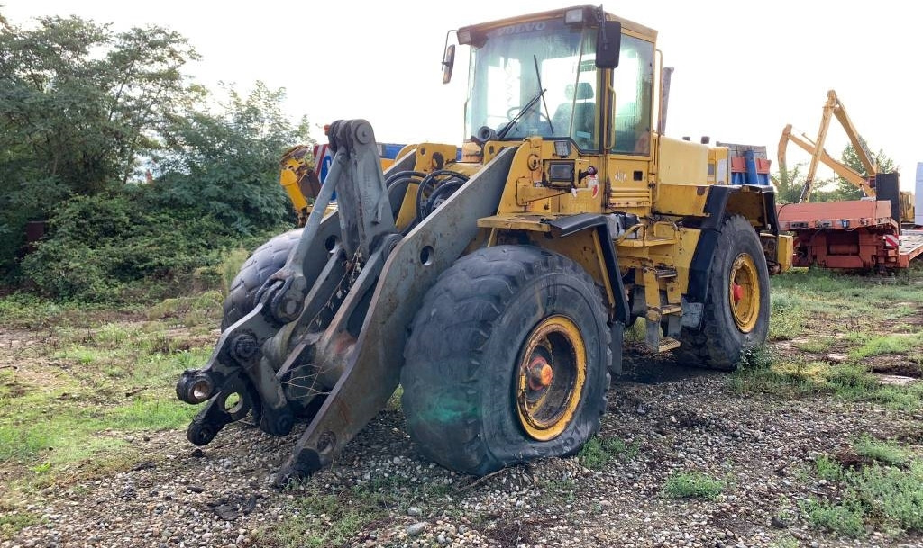 Volvo L 120 C - Ελαστιχοφόρος φορτωτής: φωτογραφία 1 Volvo L 120 C - Ελαστιχοφόρος φορτωτής: φωτογραφία 1
