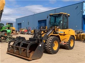 Volvo L 35 G - Ελαστιχοφόρος φορτωτής: φωτογραφία 1 Volvo L 35 G - Ελαστιχοφόρος φορτωτής: φωτογραφία 1