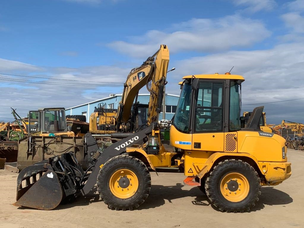 Volvo L 35 G - Ελαστιχοφόρος φορτωτής: φωτογραφία 5 Volvo L 35 G - Ελαστιχοφόρος φορτωτής: φωτογραφία 5