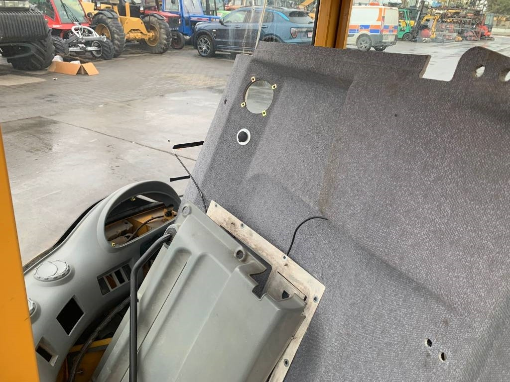 Volvo L 50 E - L100 Cabin - Καμπίνα για Κατασκευή μηχανήματα: φωτογραφία 5 Volvo L 50 E - L100 Cabin - Καμπίνα για Κατασκευή μηχανήματα: φωτογραφία 5