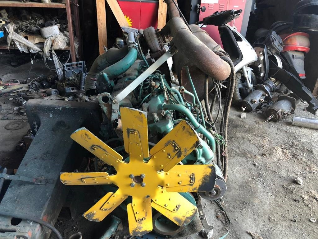 Volvo Penta TD 61A ENGINE - Κινητήρας για Κατασκευή μηχανήματα: φωτογραφία 2 Volvo Penta TD 61A ENGINE - Κινητήρας για Κατασκευή μηχανήματα: φωτογραφία 2