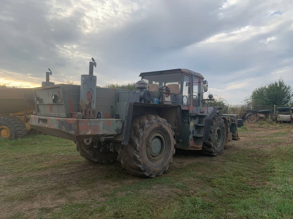 Zettelmeyer ZD3000 - Μπουλντόζα: φωτογραφία 4 Zettelmeyer ZD3000 - Μπουλντόζα: φωτογραφία 4