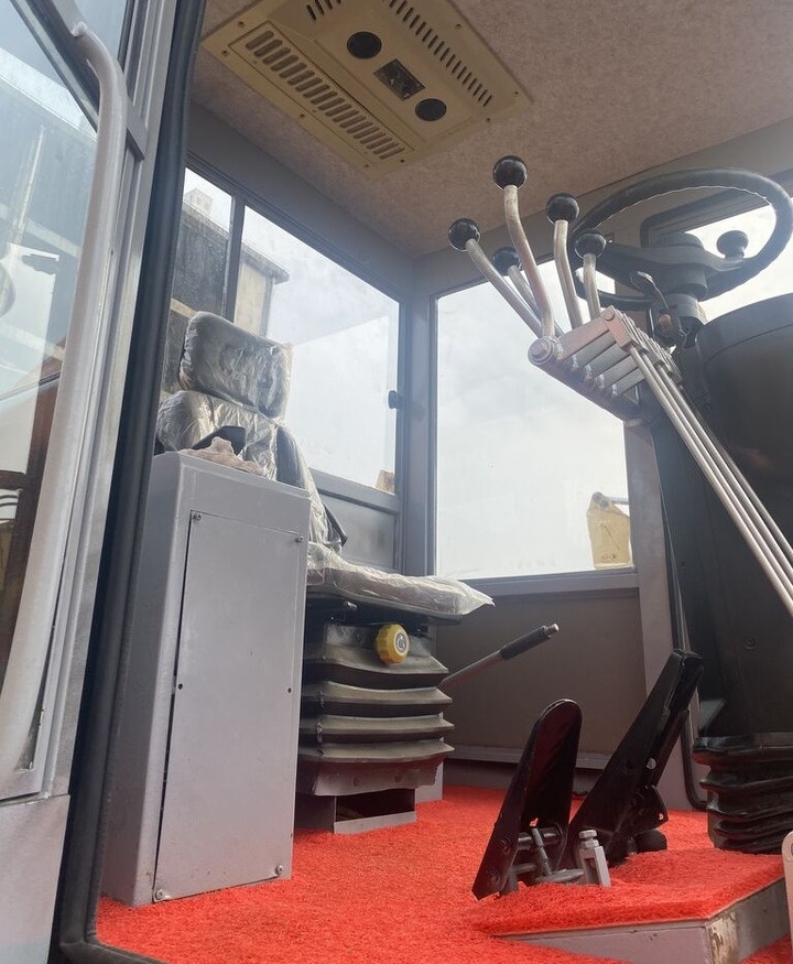 Caterpillar 14H - Γκρέιντερ: φωτογραφία 2 Caterpillar 14H - Γκρέιντερ: φωτογραφία 2