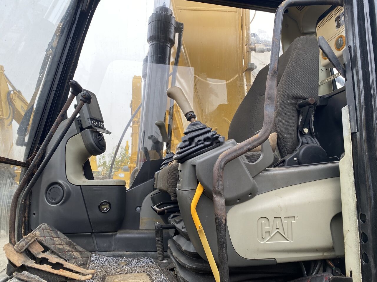 Caterpillar 326D2L - Ερπυστριοφόρος εκσκαφέας: φωτογραφία 1 Caterpillar 326D2L - Ερπυστριοφόρος εκσκαφέας: φωτογραφία 1