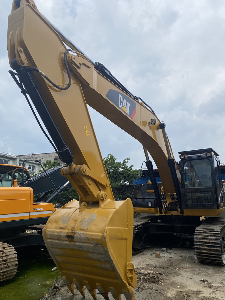 Caterpillar 330D - Ερπυστριοφόρος εκσκαφέας: φωτογραφία 1 Caterpillar 330D - Ερπυστριοφόρος εκσκαφέας: φωτογραφία 1