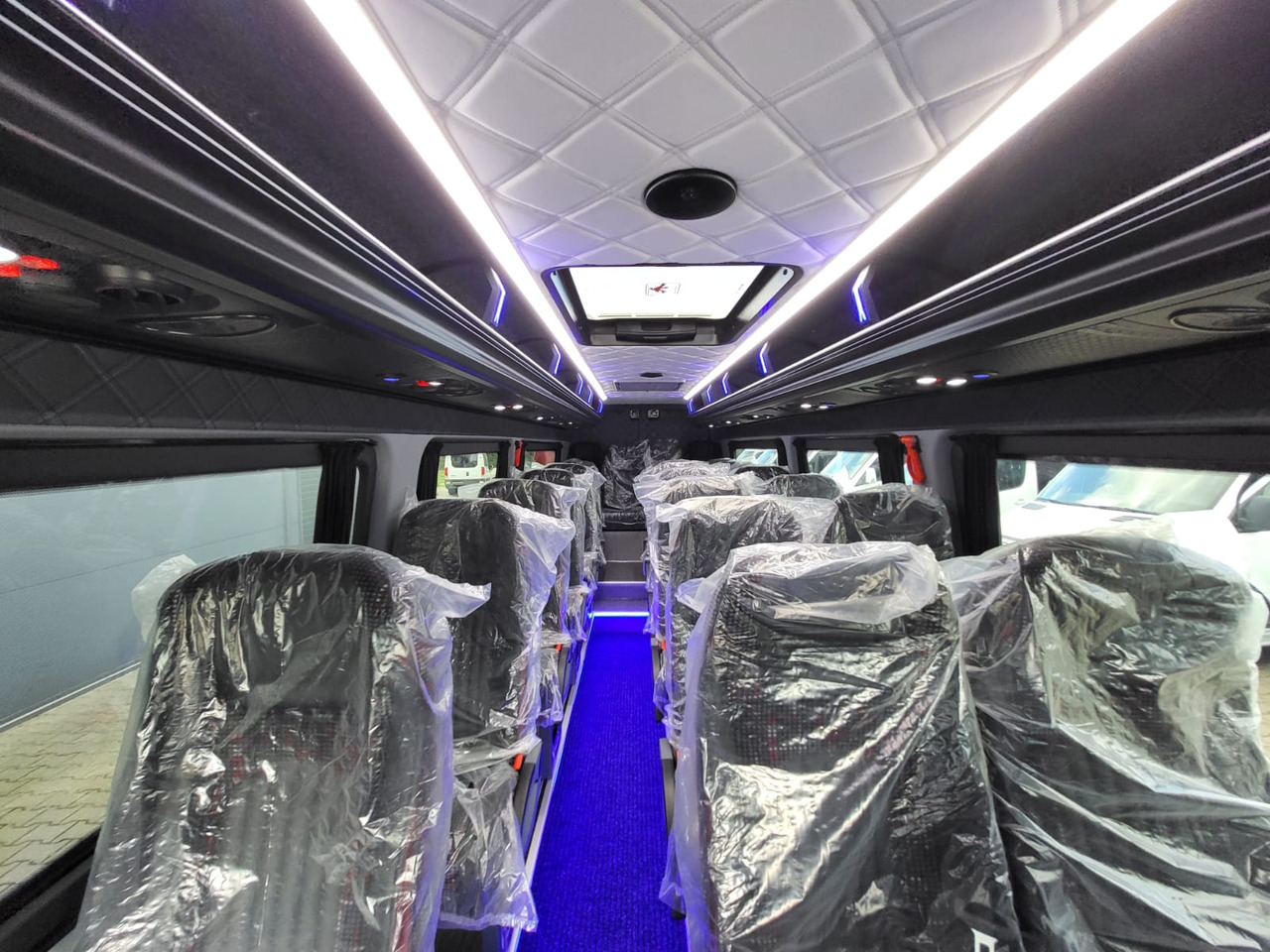 Καινούριο Προαστιακό λεωφορείο MERCEDES-BENZ Sprinter 517 CDI 24 places+ 3 standing NEW: φωτογραφία 18 Καινούριο Προαστιακό λεωφορείο MERCEDES-BENZ Sprinter 517 CDI 24 places+ 3 standing NEW: φωτογραφία 18