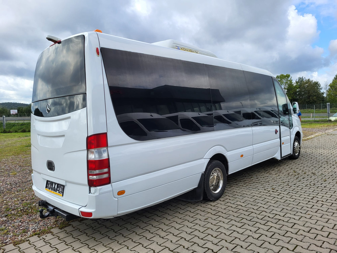 Mercedes-Benz Sprinter 519 CDI 24 seats - Πούλμαν: φωτογραφία 4 Mercedes-Benz Sprinter 519 CDI 24 seats - Πούλμαν: φωτογραφία 4