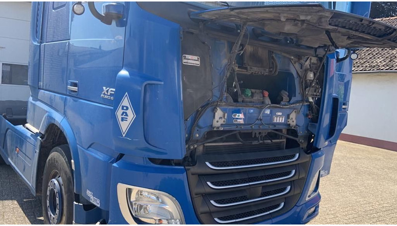 DAF XF 106.440PS SC SZM Top zustand 1-Hand - Τράκτορας: φωτογραφία 4 DAF XF 106.440PS SC SZM Top zustand 1-Hand - Τράκτορας: φωτογραφία 4
