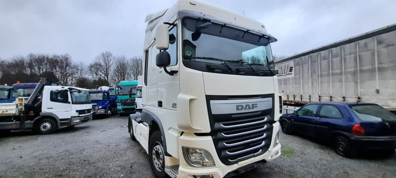 DAF XF106- 460 Space Cap Vollaustt.Top Top Zus - Τράκτορας: φωτογραφία 1 DAF XF106- 460 Space Cap Vollaustt.Top Top Zus - Τράκτορας: φωτογραφία 1