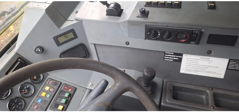 Grove GMK3055 6x6 55To.43Meter - Γερανός παντός εδάφους: φωτογραφία 4 Grove GMK3055 6x6 55To.43Meter - Γερανός παντός εδάφους: φωτογραφία 4