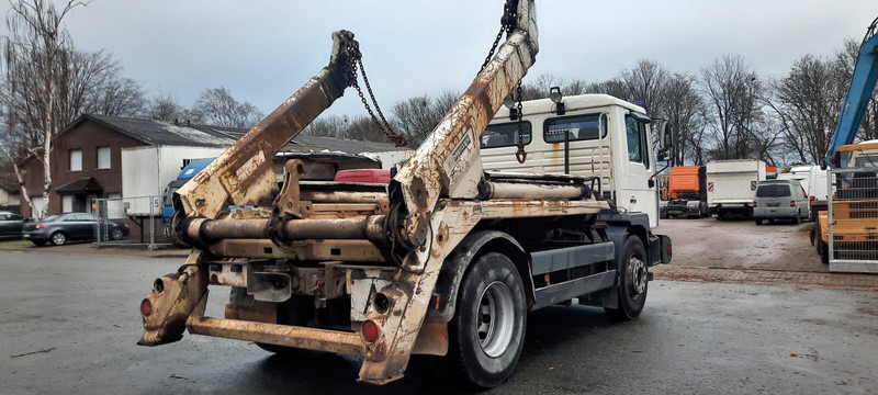 MAN M38 - Φορτηγό καδοφόρος φορτωτής: φωτογραφία 4 MAN M38 - Φορτηγό καδοφόρος φορτωτής: φωτογραφία 4