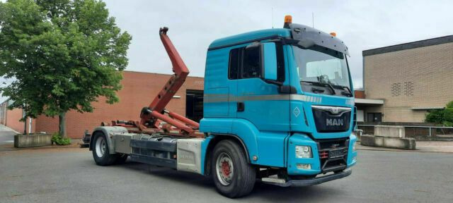 MAN TGS 18.440 Abroller mit Funk +Kran vor. - Φορτηγό φόρτωσης γάντζου, Φορτηγό με γερανό: φωτογραφία 2 MAN TGS 18.440 Abroller mit Funk +Kran vor. - Φορτηγό φόρτωσης γάντζου, Φορτηγό με γερανό: φωτογραφία 2