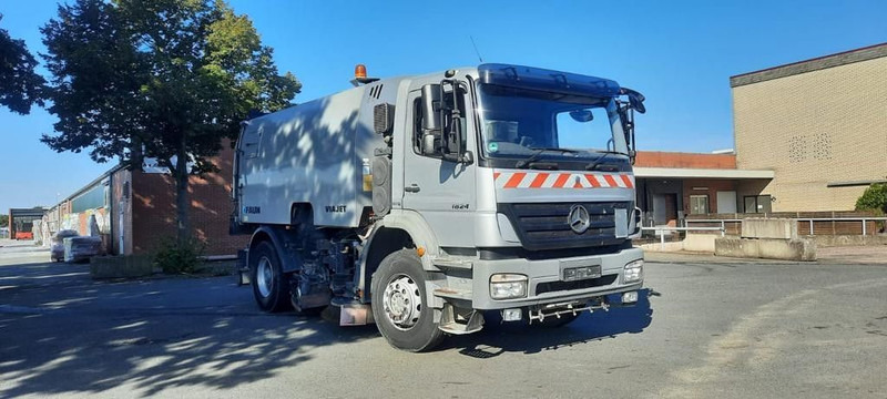 Mercedes-Benz 1824 Axor - Σάρωθρο δρόμων: φωτογραφία 2 Mercedes-Benz 1824 Axor - Σάρωθρο δρόμων: φωτογραφία 2