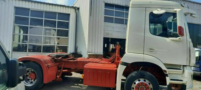 Mercedes-Benz 1843 M.Haus E6 Blatt/Luft 1-Hand - Τράκτορας: φωτογραφία 4 Mercedes-Benz 1843 M.Haus E6 Blatt/Luft 1-Hand - Τράκτορας: φωτογραφία 4