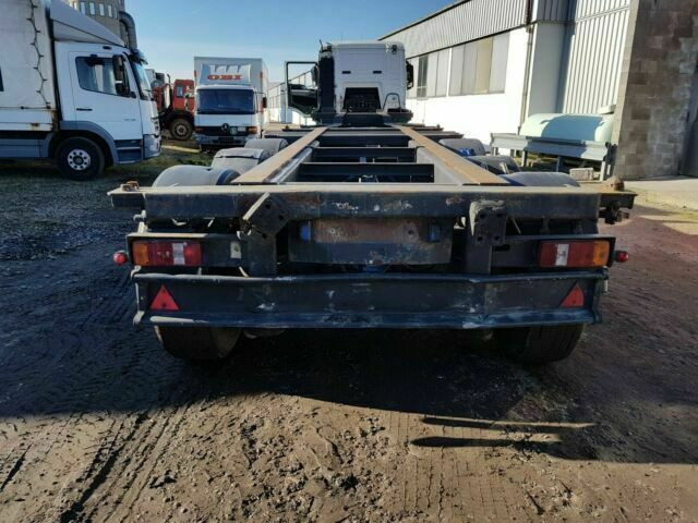 Schmitz Cargobull Containerchassi 3-Achser Luftgefedert ABS - Επικαθήμενο μεταφοράς εμπορευματοκιβωτίων/ Κινητό αμάξωμα: φωτογραφία 3 Schmitz Cargobull Containerchassi 3-Achser Luftgefedert ABS - Επικαθήμενο μεταφοράς εμπορευματοκιβωτίων/ Κινητό αμάξωμα: φωτογραφία 3