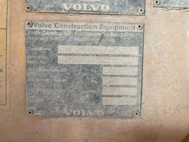 Volvo L30G - Ελαστιχοφόρος φορτωτής: φωτογραφία 5 Volvo L30G - Ελαστιχοφόρος φορτωτής: φωτογραφία 5