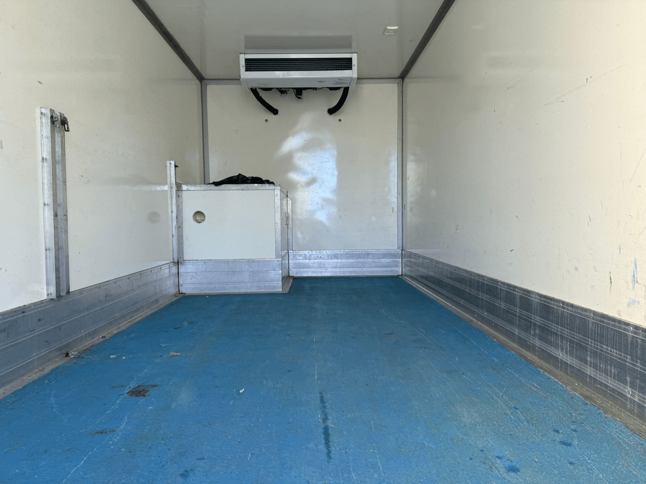 Φορτηγό ψυγείο 2014 Izuzu Refrigerated Truck: φωτογραφία 27