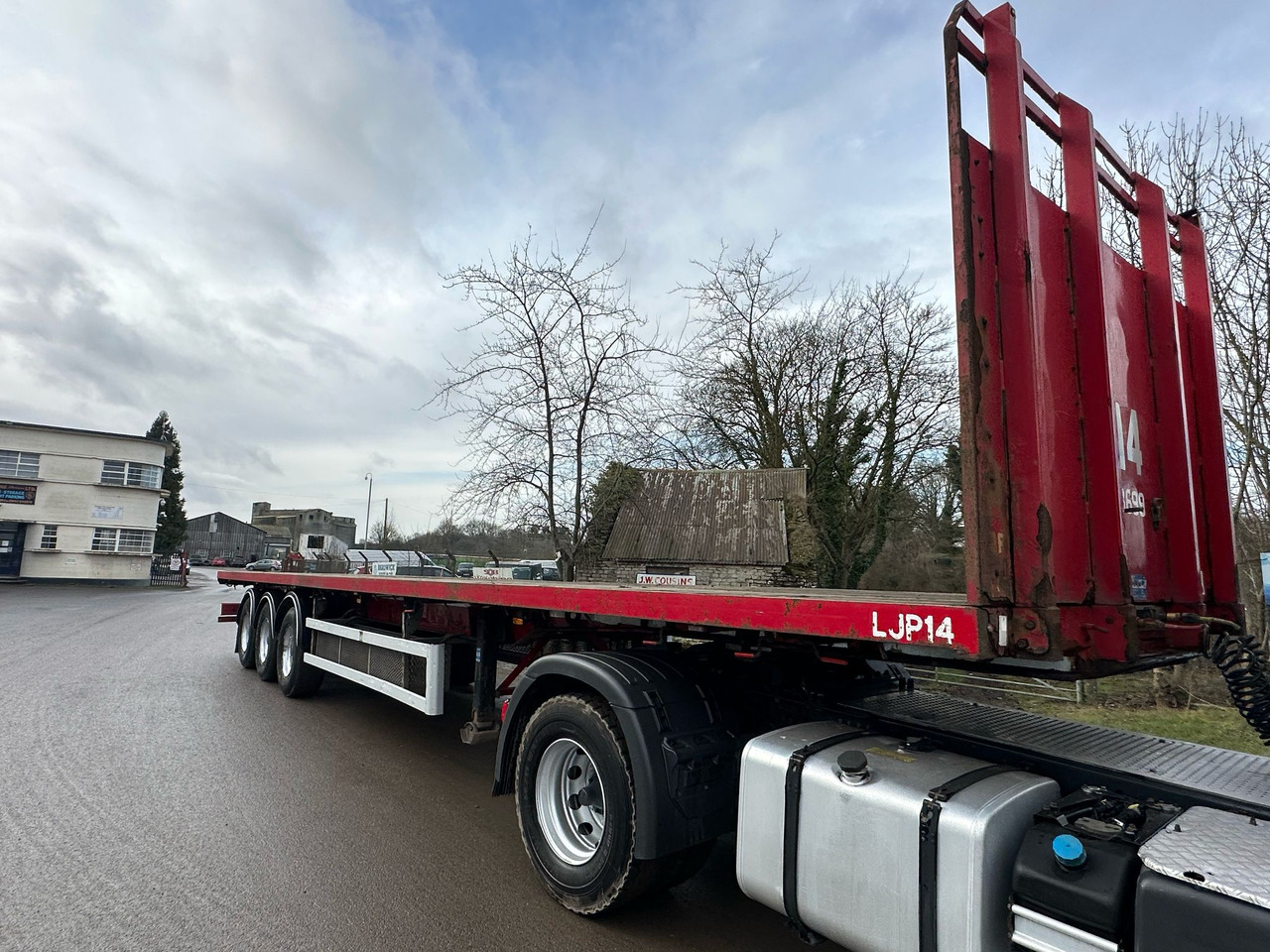SDC triaxle Trailer - Επικαθήμενο πλατφόρμα/ Καρότσα: φωτογραφία 1 SDC triaxle Trailer - Επικαθήμενο πλατφόρμα/ Καρότσα: φωτογραφία 1