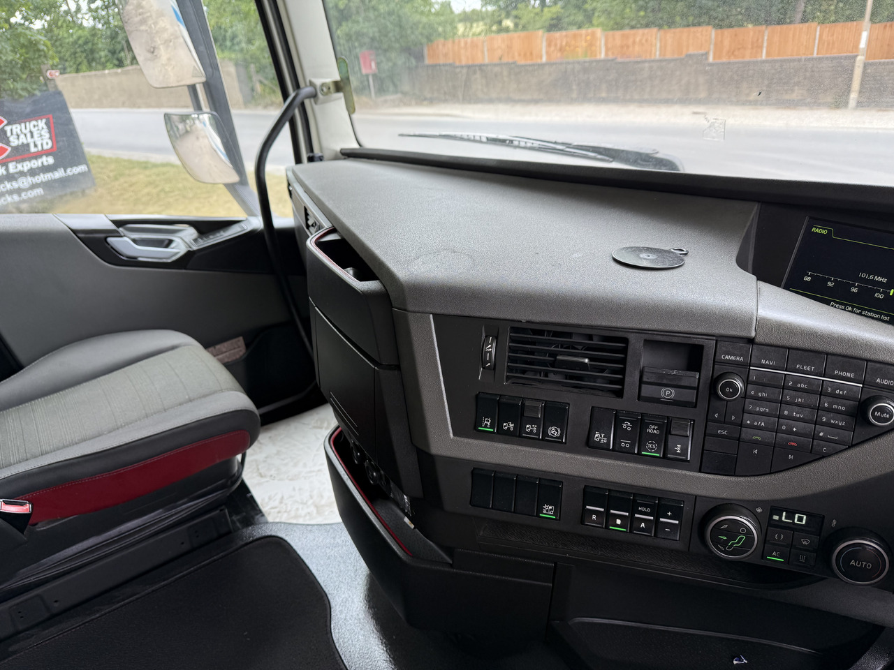 Volvo FH460 - Τράκτορας: φωτογραφία 2 Volvo FH460 - Τράκτορας: φωτογραφία 2