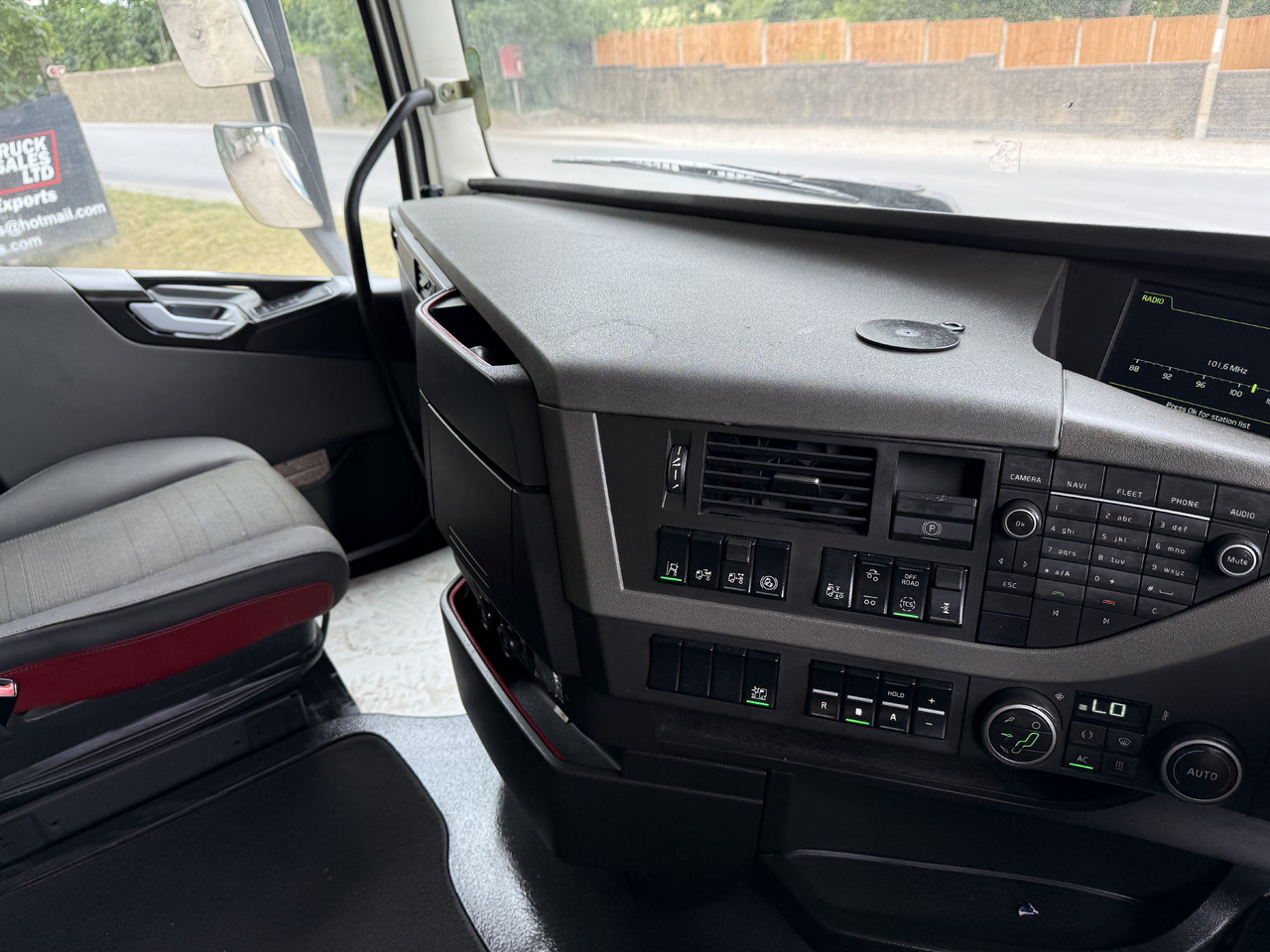 Volvo FH460 - Τράκτορας: φωτογραφία 3 Volvo FH460 - Τράκτορας: φωτογραφία 3
