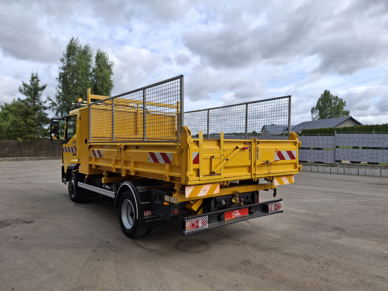 RENAULT D7.5 Wywrotka Kipper 3 Stronna 2015r 84 Tyś KM - Φορτηγό ανατρεπόμενο: φωτογραφία 3 RENAULT D7.5 Wywrotka Kipper 3 Stronna 2015r 84 Tyś KM - Φορτηγό ανατρεπόμενο: φωτογραφία 3