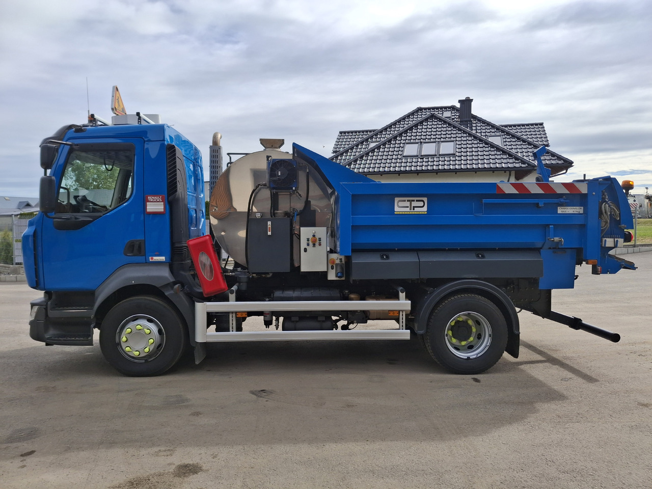 Renault D16 - Ασφαλτοδιανομέας: φωτογραφία 5 Renault D16 - Ασφαλτοδιανομέας: φωτογραφία 5