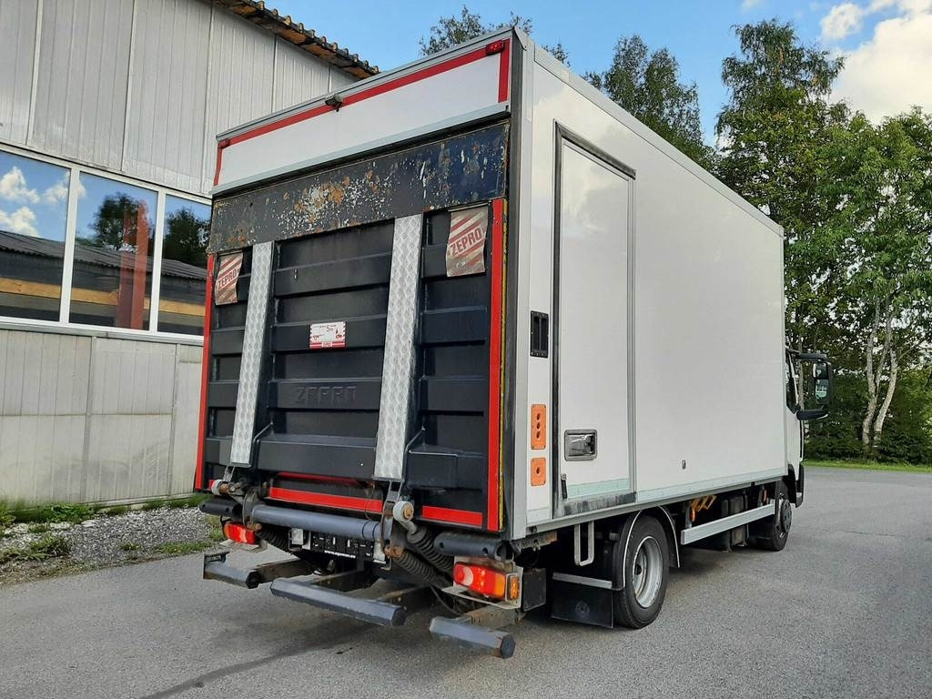 Renault D CAB 4X2 EURO6 - Φορτηγό κόφα: φωτογραφία 3 Renault D CAB 4X2 EURO6 - Φορτηγό κόφα: φωτογραφία 3