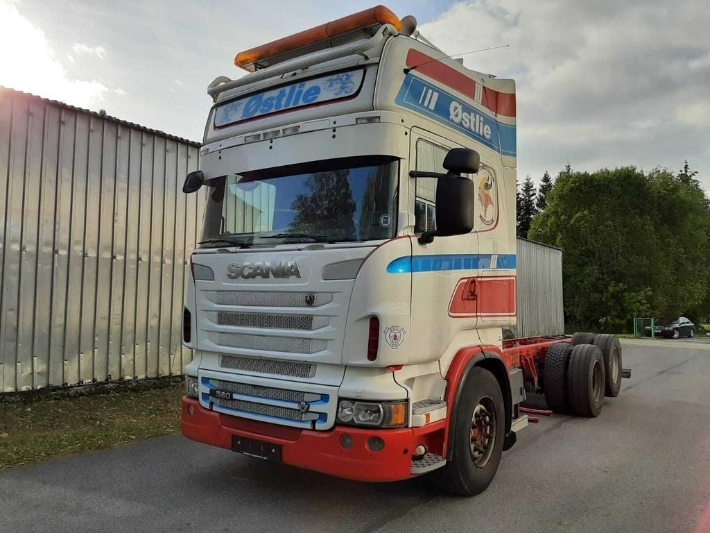 Scania R560 6X2 CHASSY 412kW - Φορτηγό σασί: φωτογραφία 1 Scania R560 6X2 CHASSY 412kW - Φορτηγό σασί: φωτογραφία 1