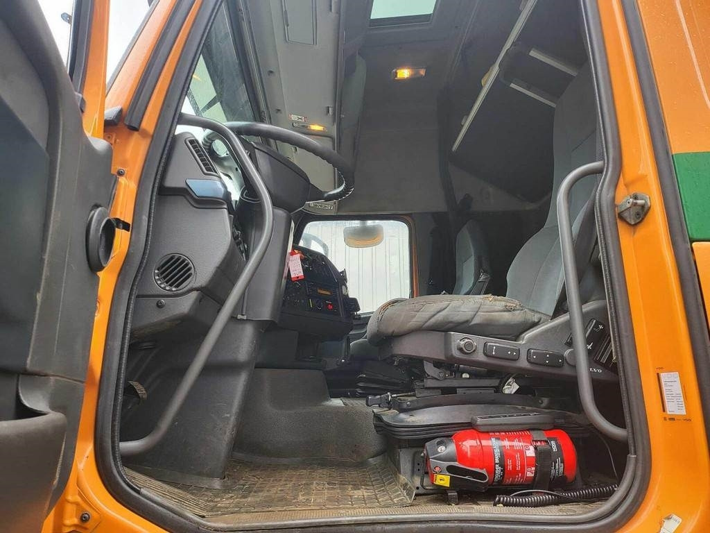 Όχημα εκκένωσης βόθρων Volvo FH500 6X2 ADR KORP&SON: φωτογραφία 23