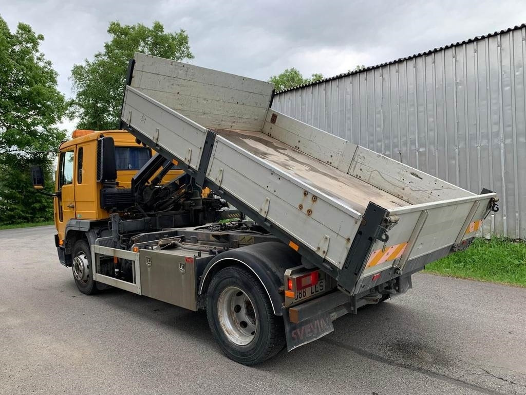 Volvo FL615 + HIAB 027-2  - Φορτηγό ανατρεπόμενο: φωτογραφία 2 Volvo FL615 + HIAB 027-2  - Φορτηγό ανατρεπόμενο: φωτογραφία 2