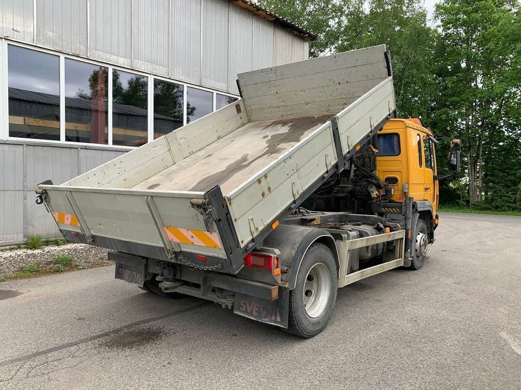 Volvo FL615 + HIAB 027-2  - Φορτηγό ανατρεπόμενο: φωτογραφία 4 Volvo FL615 + HIAB 027-2  - Φορτηγό ανατρεπόμενο: φωτογραφία 4