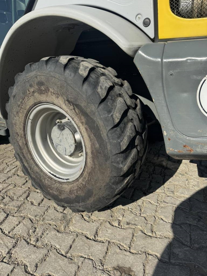 Ελαστιχοφόρος φορτωτής Kramer 8095 mit Klappschaufel und Palettengabeln: φωτογραφία 13