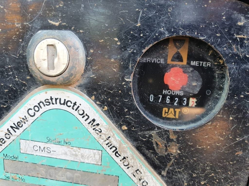 Ερπυστριοφόρος εκσκαφέας CAT 304CR: φωτογραφία 12 Ερπυστριοφόρος εκσκαφέας CAT 304CR: φωτογραφία 12