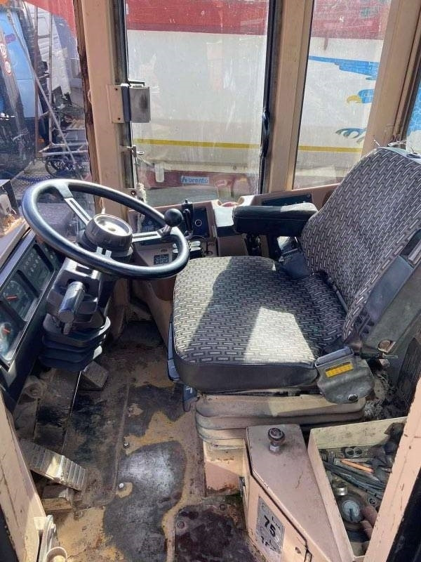 CAT 960 F - Ελαστιχοφόρος φορτωτής: φωτογραφία 5 CAT 960 F - Ελαστιχοφόρος φορτωτής: φωτογραφία 5