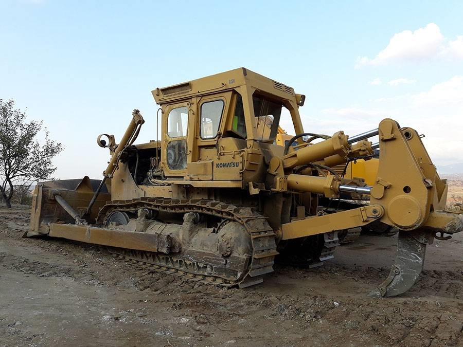 Komatsu D 155 A-1 - Μπουλντόζα: φωτογραφία 2 Komatsu D 155 A-1 - Μπουλντόζα: φωτογραφία 2